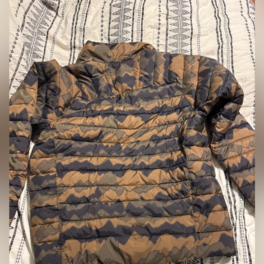 Alaskan Hardgear By Duluth Trading Co Camo puffer Jacket - Picture 2 of 5